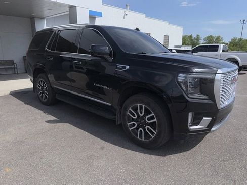 Used 2023 GMC Yukon Denali AWD/4WD image 7