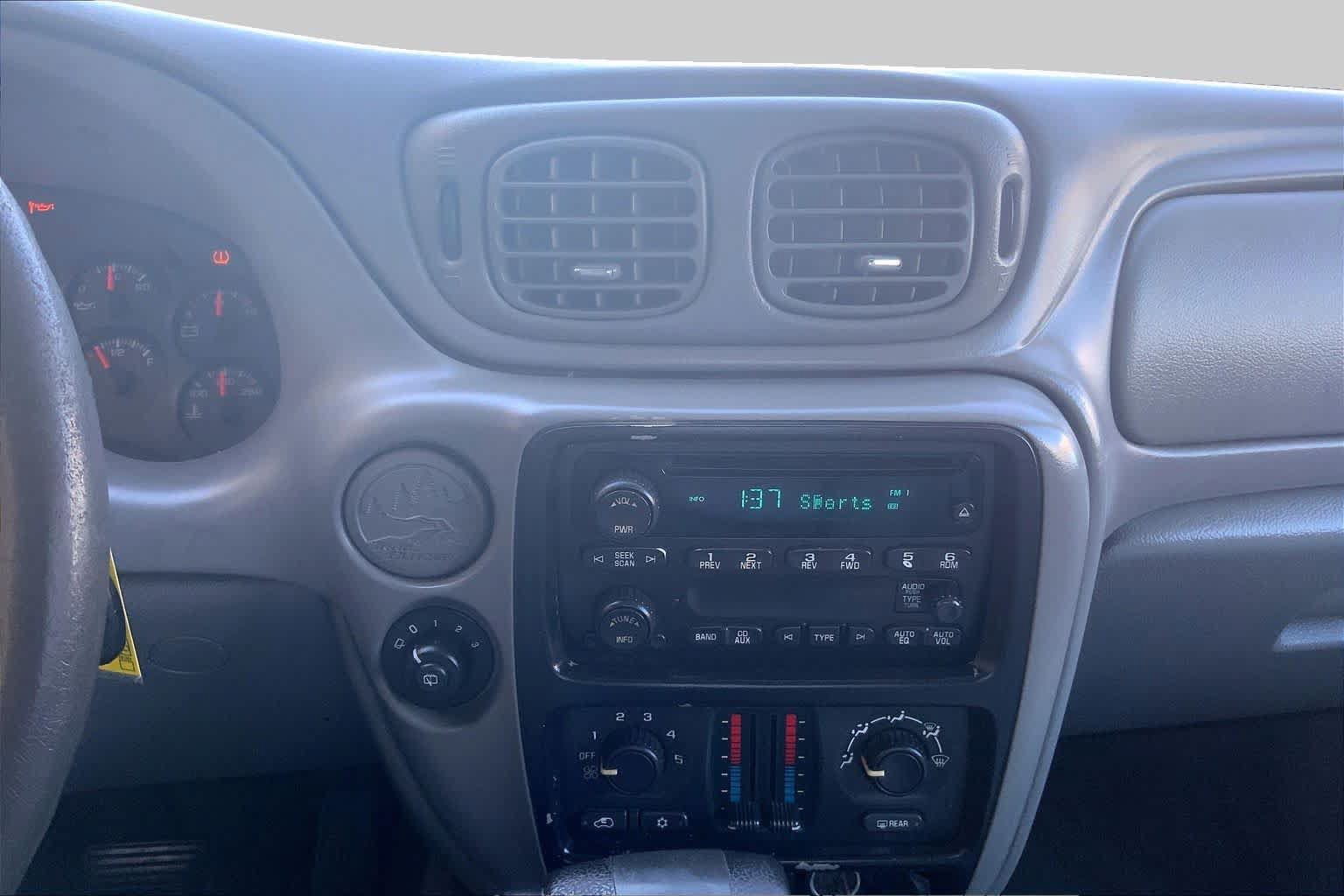 Used 2008 Chevrolet TrailBlazer LT RWD image 6