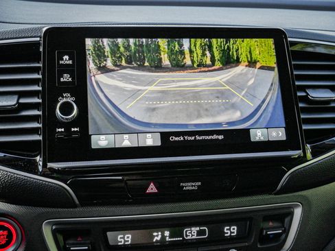 Certified 2025 Honda Ridgeline Sport image 24