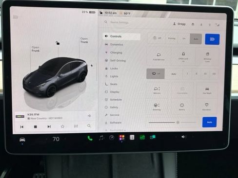 Used 2023 Tesla Model Y Performance AWD/4WD image 23