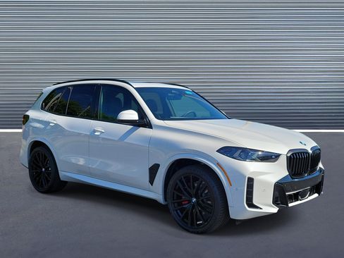 New 2026 BMW X5 xDrive40i w/ M Sport Package image 2