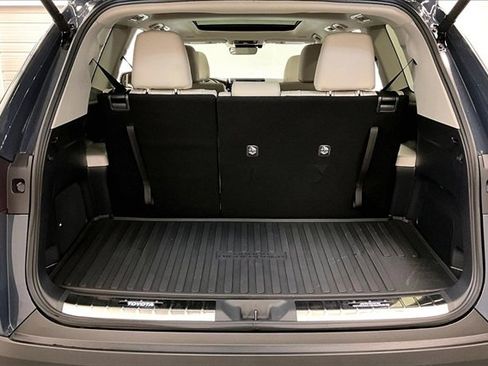 Used 2026 Toyota Grand Highlander Limited image 39