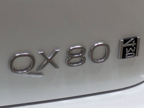 Used 2026 INFINITI QX80 Pure w/ Cargo Package AWD/4WD image 10