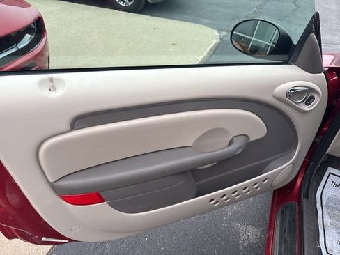 Used 2005 Chrysler PT Cruiser GT image 5