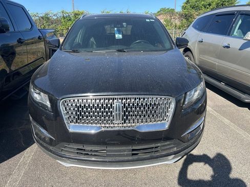 Used 2019 Lincoln MKC Reserve w/ MKC Climate Package AWD/4WD image 2