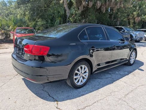 Used 2014 Volkswagen Jetta SE FWD image 3