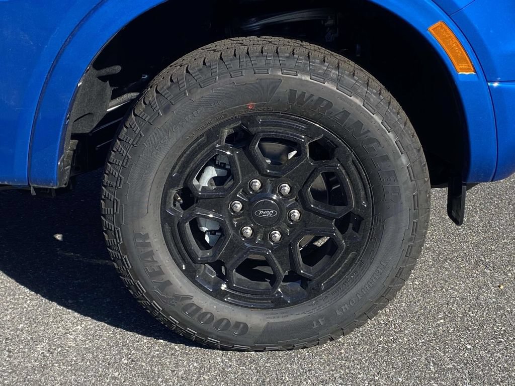 New 2026 Ford Ranger Lariat w/ FX4 Off-Road Package AWD/4WD image 7