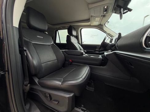 Used 2026 Ford Expedition Max Platinum AWD/4WD image 23