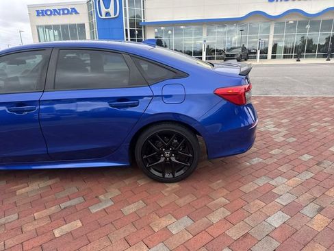 Used 2024 Honda Civic Sport image 6