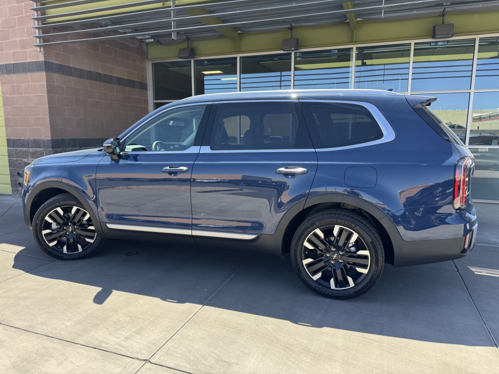 Used 2024 Kia Telluride SX AWD/4WD image 5