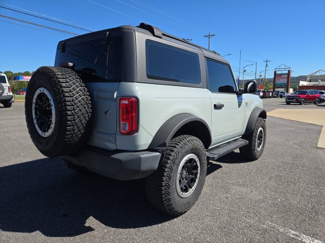 Used 2022 Ford Bronco 2-Door w/ Sasquatch Package AWD/4WD image 3