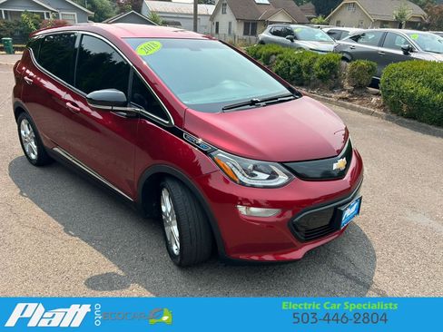 Used 2018 Chevrolet Bolt LT FWD image 18