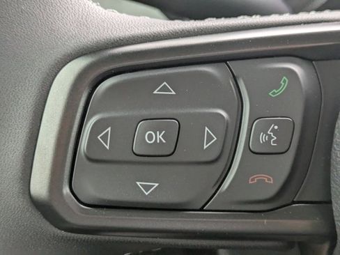 New 2025 Jeep Gladiator Sport image 21