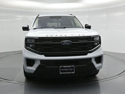 Used 2025 Ford Expedition Max Active RWD image 20