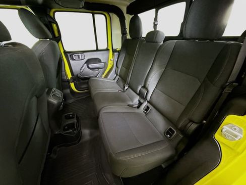 Used 2023 Jeep Gladiator Sport image 22