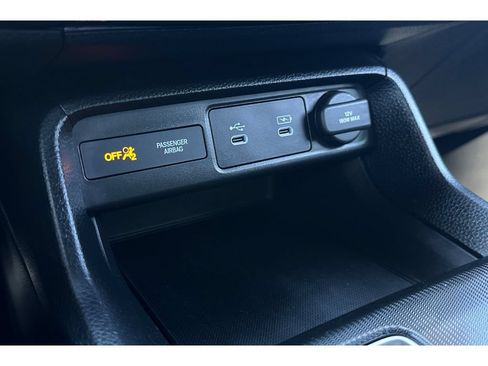 Certified 2025 Honda Civic Sport image 25