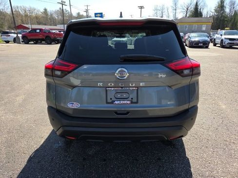 Used 2021 Nissan Rogue S FWD image 22