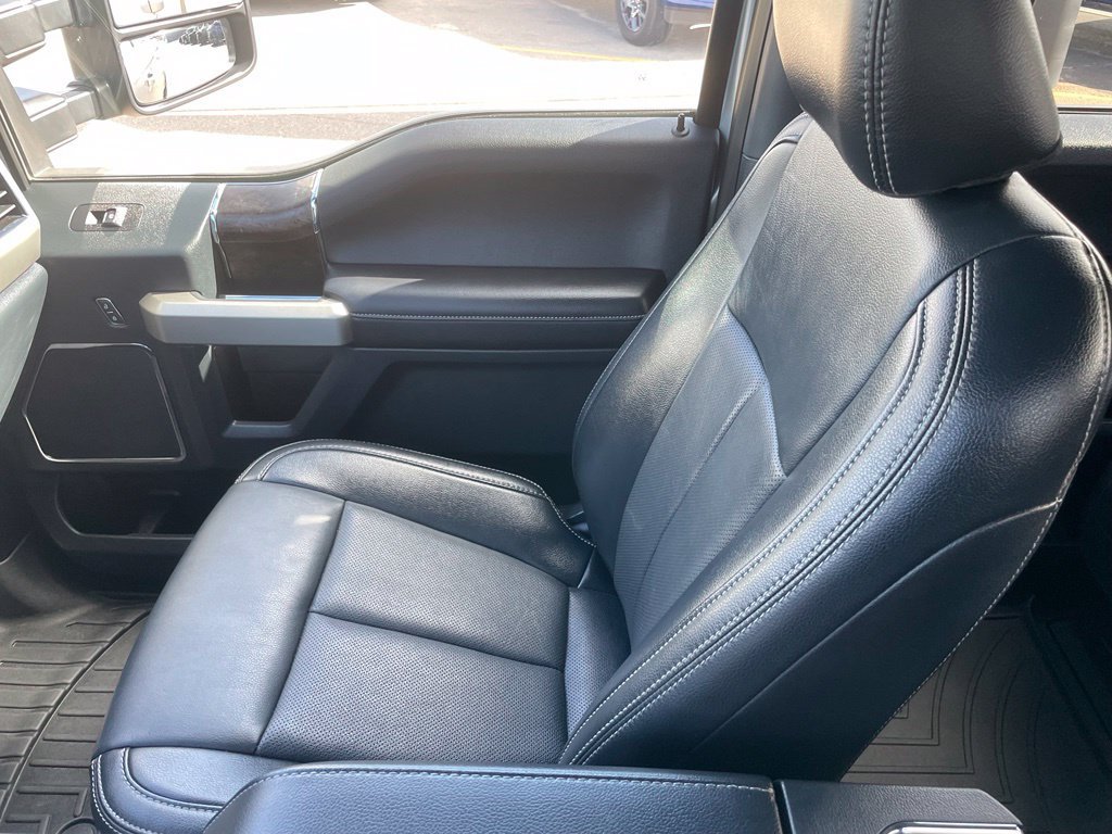 Used 2022 Ford F250 Lariat w/ Black Appearance Package AWD/4WD image 20