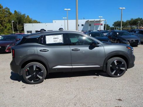 New 2026 Nissan Kicks SR w/ Cold Weather Package image 4