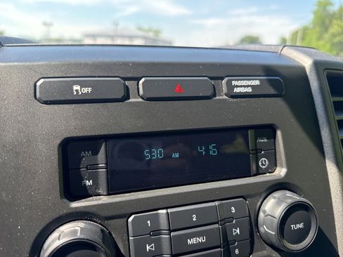 Used 2017 Ford F350 XL AWD/4WD image 25