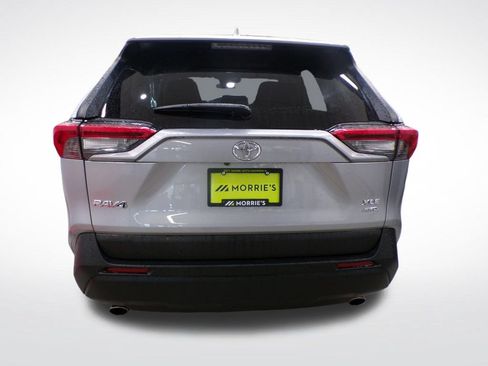 Used 2019 Toyota RAV4 XLE Premium w/ Cold Weather Package AWD/4WD image 5