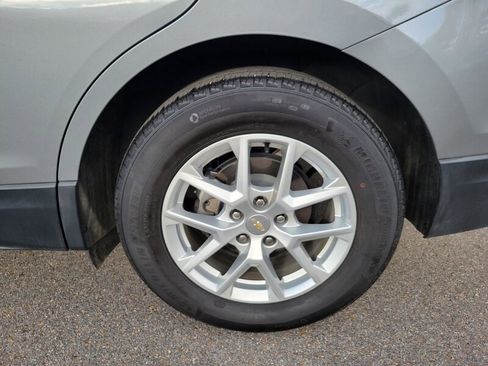 Used 2023 Chevrolet Equinox LT image 9
