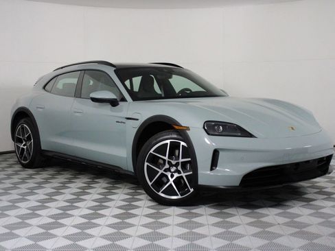 Certified 2025 Porsche Taycan 4 Cross Turismo image 9