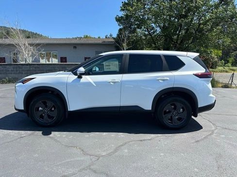New 2026 Nissan Rogue SV AWD/4WD image 6
