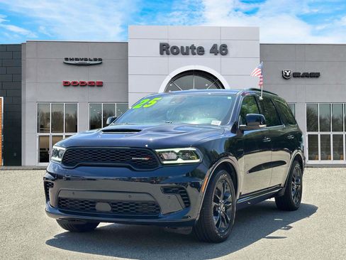 Used 2025 Dodge Durango R/T AWD/4WD image 2