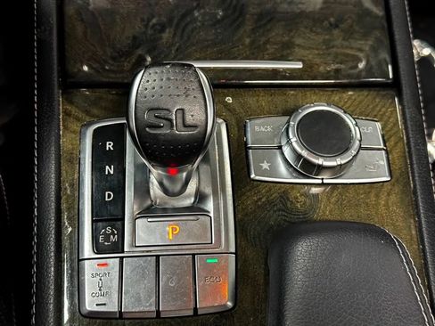 Used 2014 Mercedes-Benz SL 550 image 40