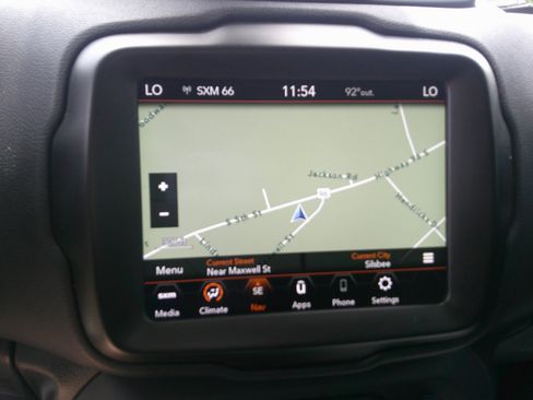 Used 2023 Jeep Renegade Latitude image 22