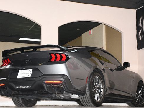 Used 2024 Ford Mustang Dark Horse RWD image 85