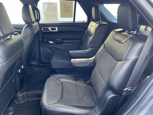 Used 2023 Ford Explorer ST w/ ST Street Pack image 14