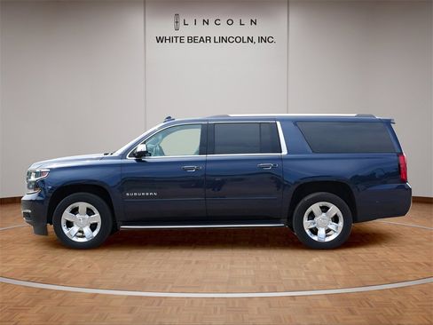 Used 2019 Chevrolet Suburban Premier w/ Max Trailering Package image 2