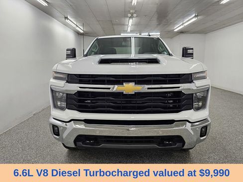 Used 2025 Chevrolet Silverado 2500 LT w/ All Star Edition AWD/4WD image 2