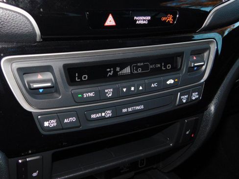 Used 2023 Honda Ridgeline Black Edition image 26