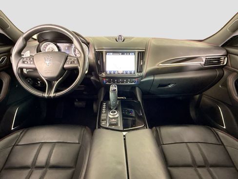 Used 2024 Maserati Levante GT Ultima AWD/4WD image 9