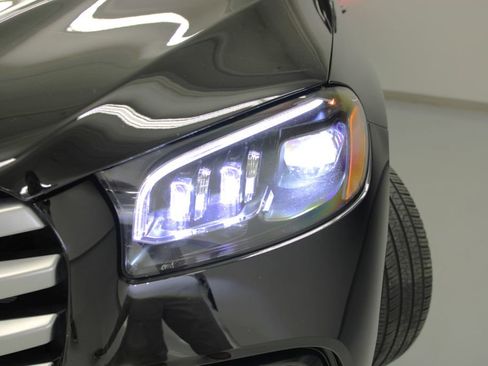 Certified 2026 Mercedes-Benz GLS 450 4MATIC image 13