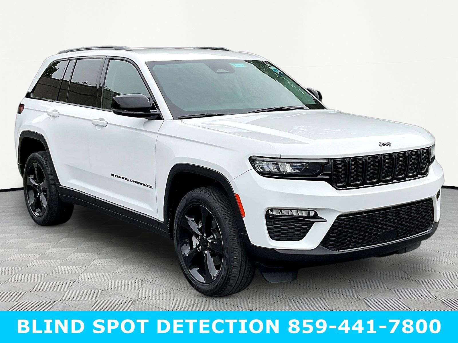 Used 2023 Jeep Grand Cherokee Limited w/ Black Appearance Package AWD/4WD image 3