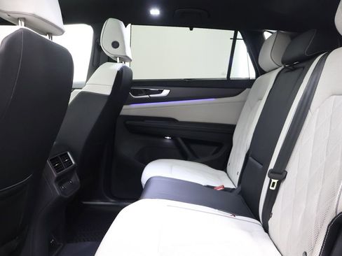 New 2026 Volkswagen Atlas Cross Sport SEL Premium R-Line image 26