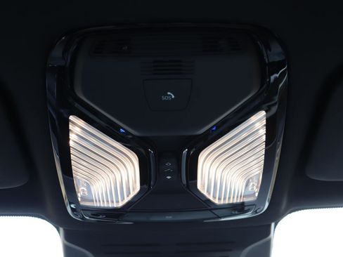 New 2026 BMW X5 xDrive50e w/ Climate Comfort Package image 28