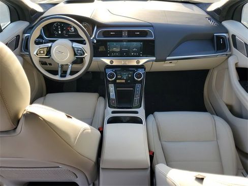New 2024 Jaguar I-PACE R-Dynamic HSE image 17