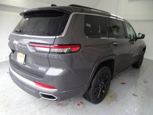 Certified 2024 Jeep Grand Cherokee L Overland w/ Trailer Tow Package AWD/4WD image 24