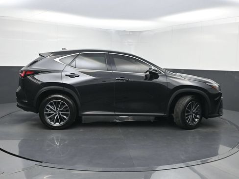 Used 2025 Lexus NX 250 FWD w/ Towing Package (2000 Lbs) image 42