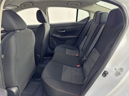 Used 2023 Nissan Sentra SR w/ Midnight Edition Package image 32