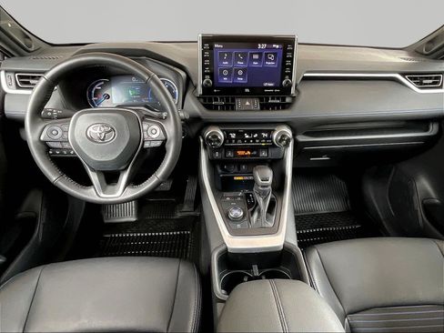 Used 2022 Toyota RAV4 XSE AWD/4WD image 7