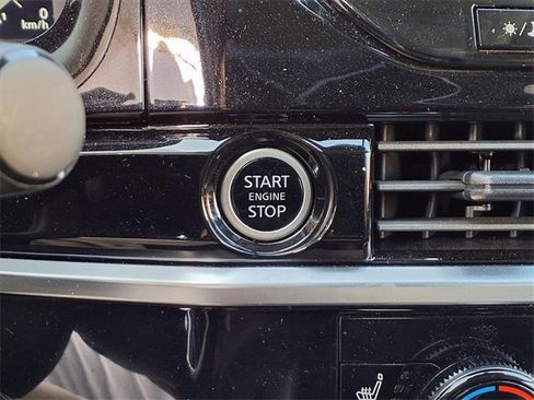 Certified 2024 Nissan Pathfinder Platinum image 10