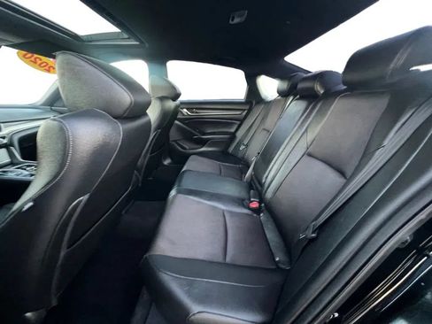 Used 2020 Honda Accord Sport image 14