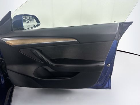 Used 2021 Tesla Model 3 Long Range image 31