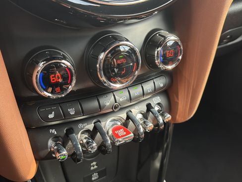 Used 2024 MINI Cooper S FWD image 35